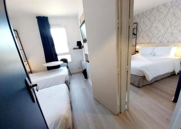 Kyriad Hotel La Fleche