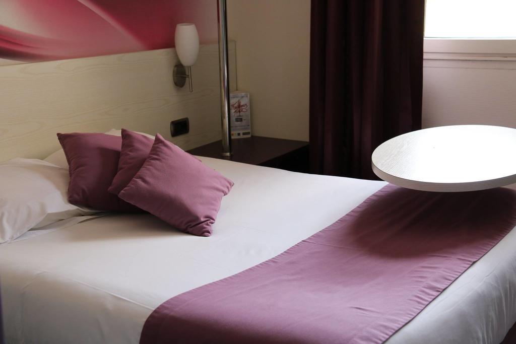 Kyriad Hotel La Flèche