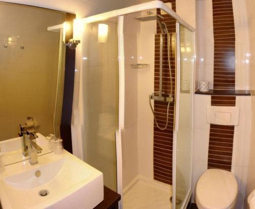 Kyriad Hotel