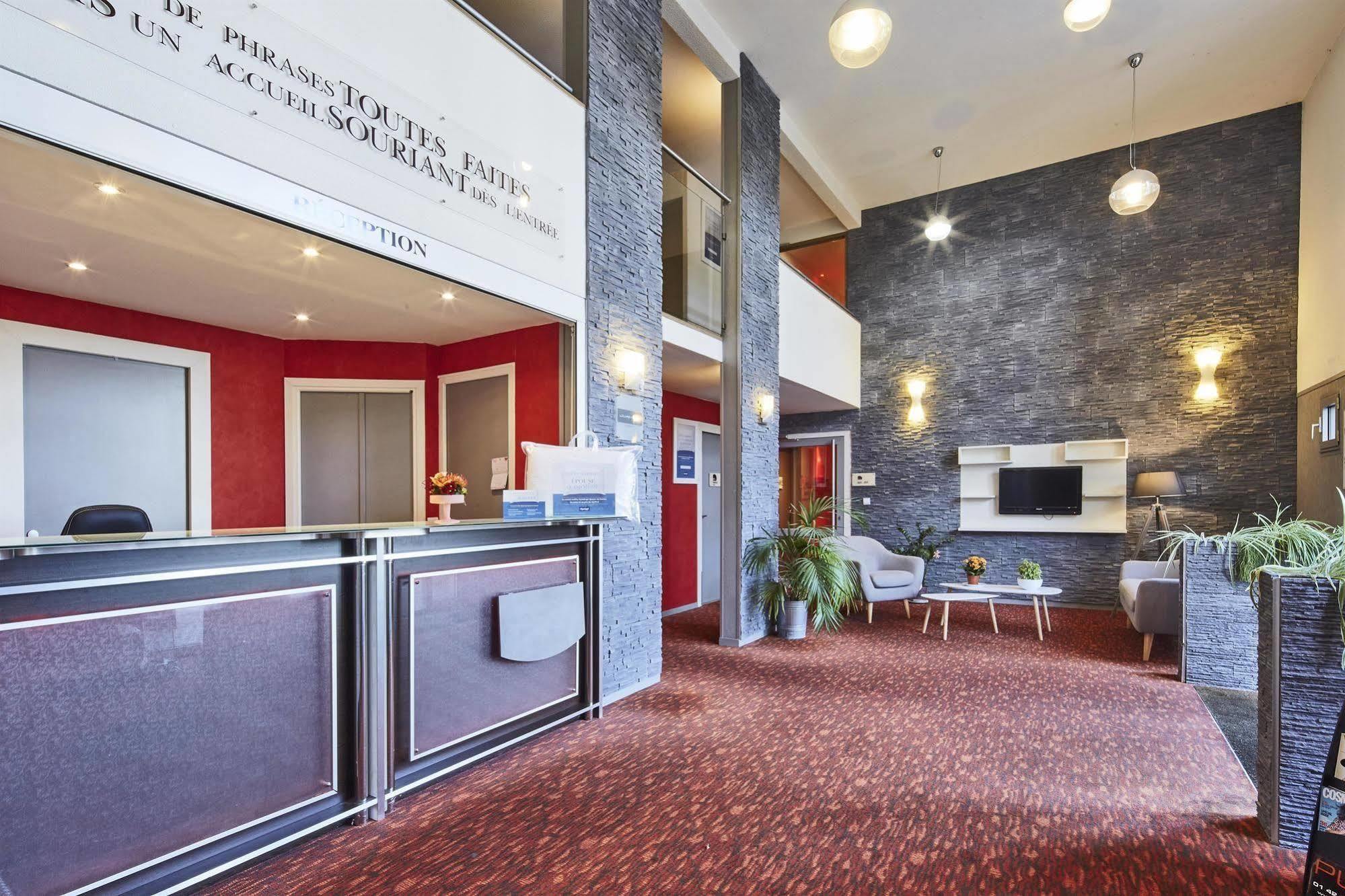 Kyriad Hotel La Fleche